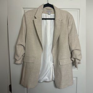 Tan oversized blazer